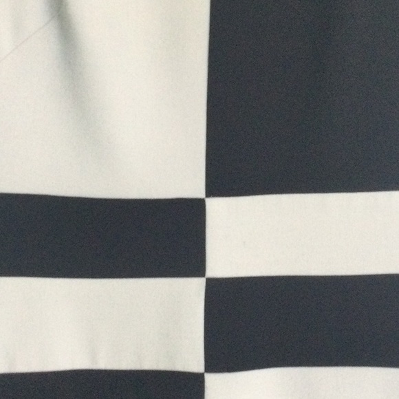 Ann Taylor Color Block Black & White Sheath  Dress - Picture 4 of 12
